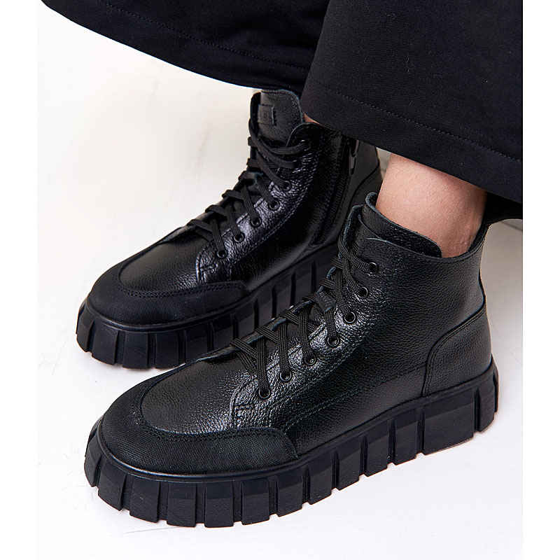 Ботинки, артикул 2057, цвет черный купить в интернет-магазине Shoeslel с доставкой по России
