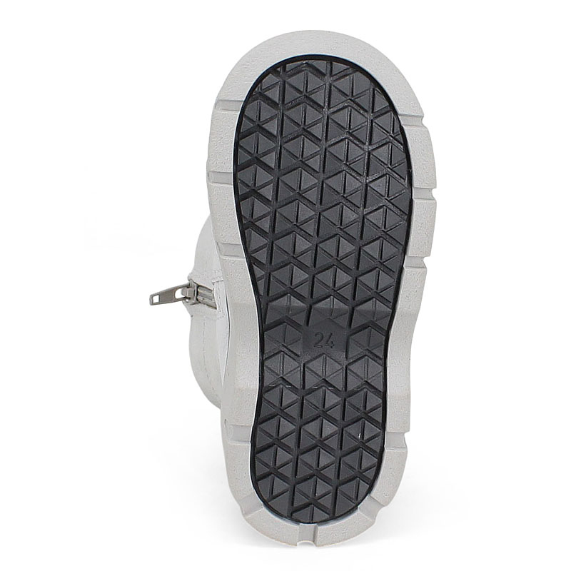 Сапожки малодетские, артикул 2105, цвет белый купить в интернет-магазине Shoeslel с доставкой по России