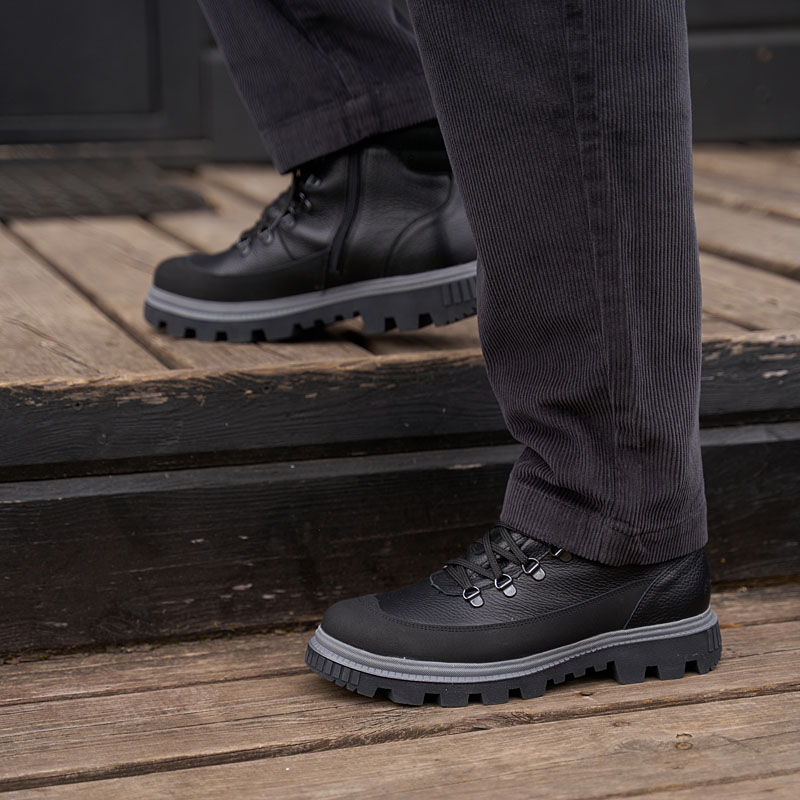 Ботинки, артикул 2420, цвет черный купить в интернет-магазине Shoeslel с доставкой по России