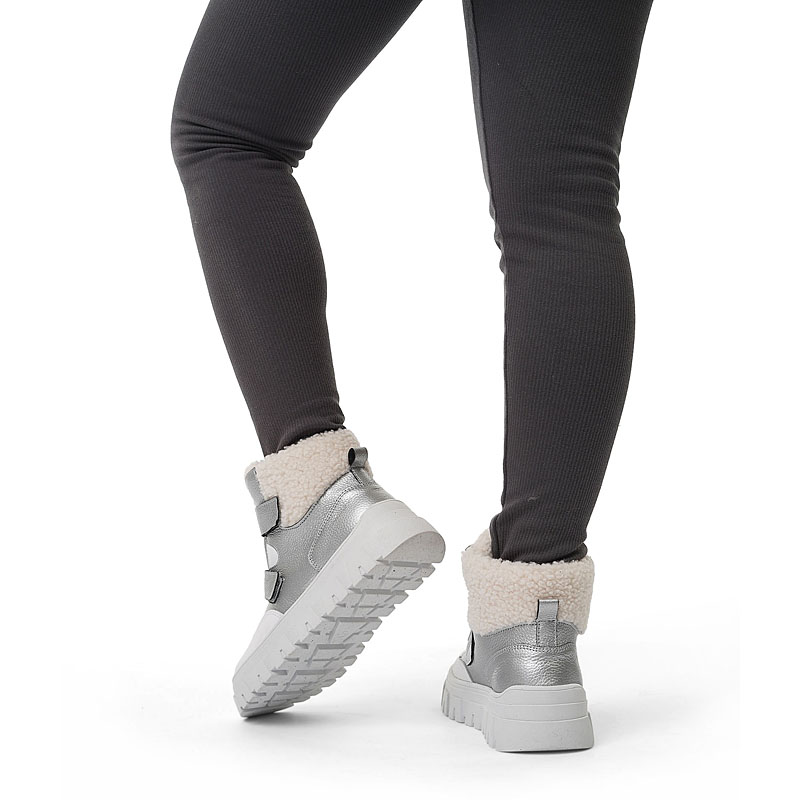 Ботинки, артикул 2452, цвет серебряный купить в интернет-магазине Shoeslel с доставкой по России