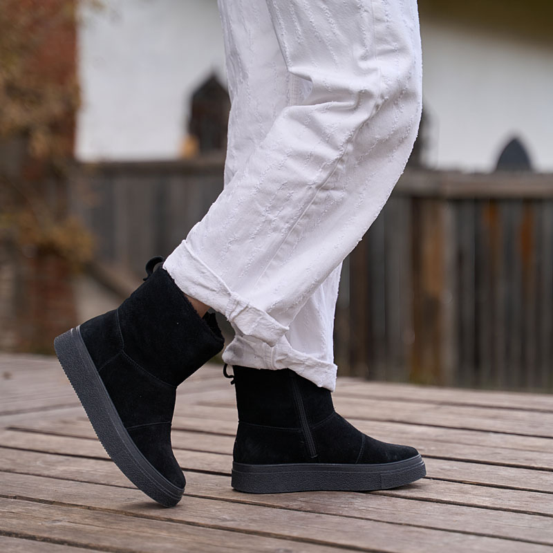 Полусапоги, артикул 2454, цвет черный купить в интернет-магазине Shoeslel с доставкой по России